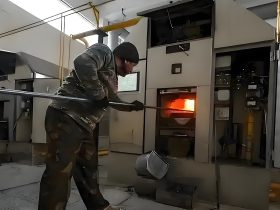 铝液成分老是波动？老师傅：先别怪原料，八成是炉子这个问题在作怪